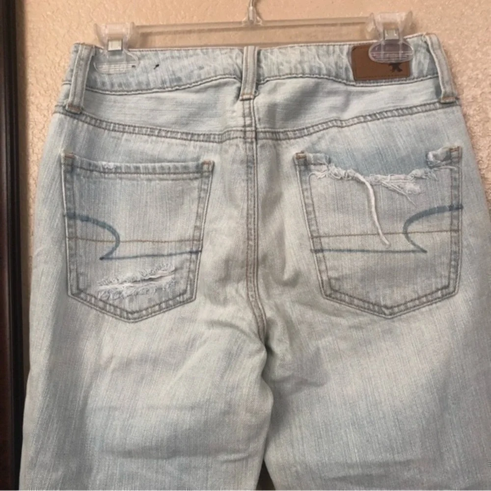 American Eagle TomGirl Super Distressed Light Blue Jeans Size 0 - Picture 7 of 12